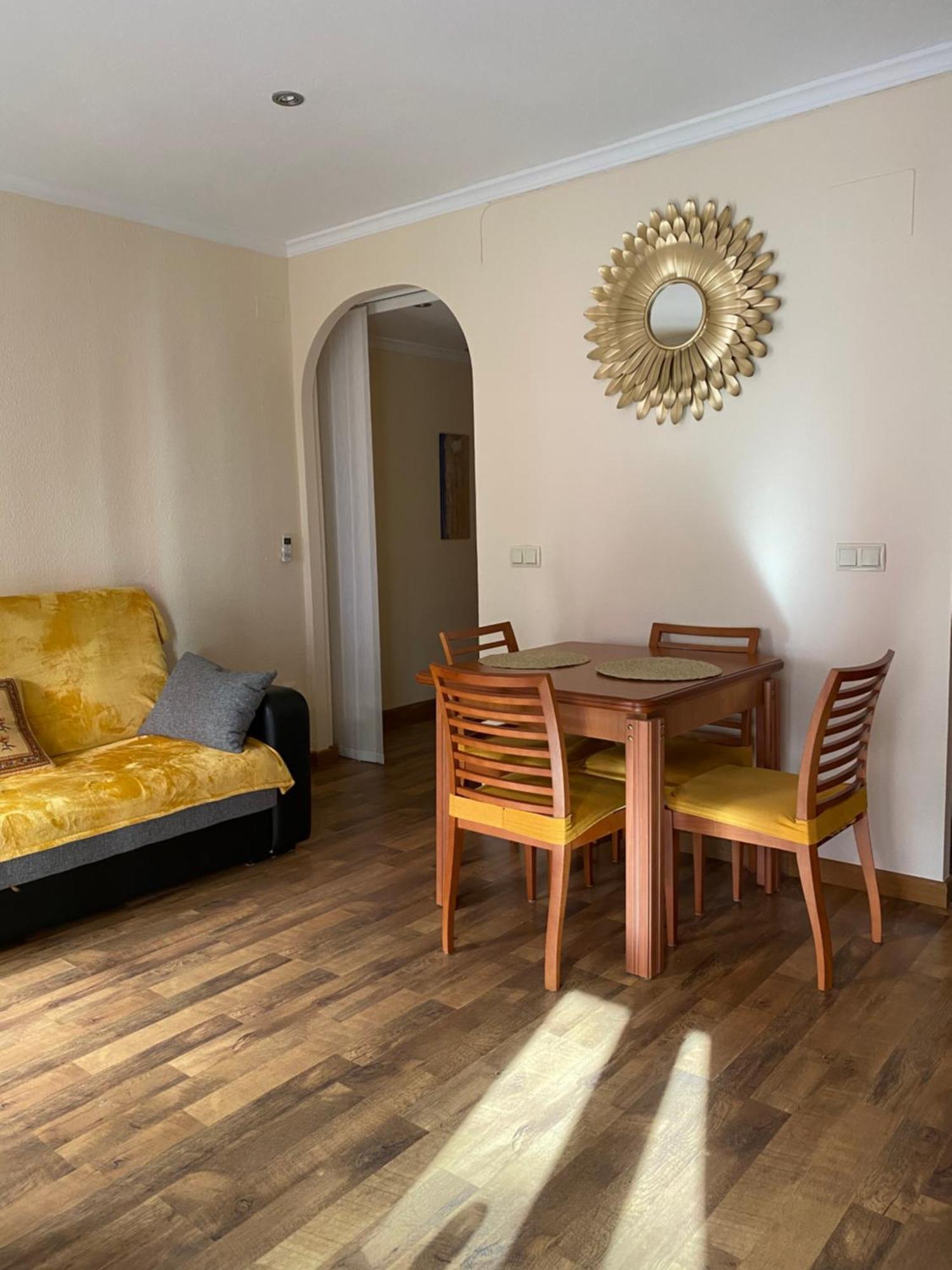 Apartamento Santa Maria อาลิกันเต ภายนอก รูปภาพ